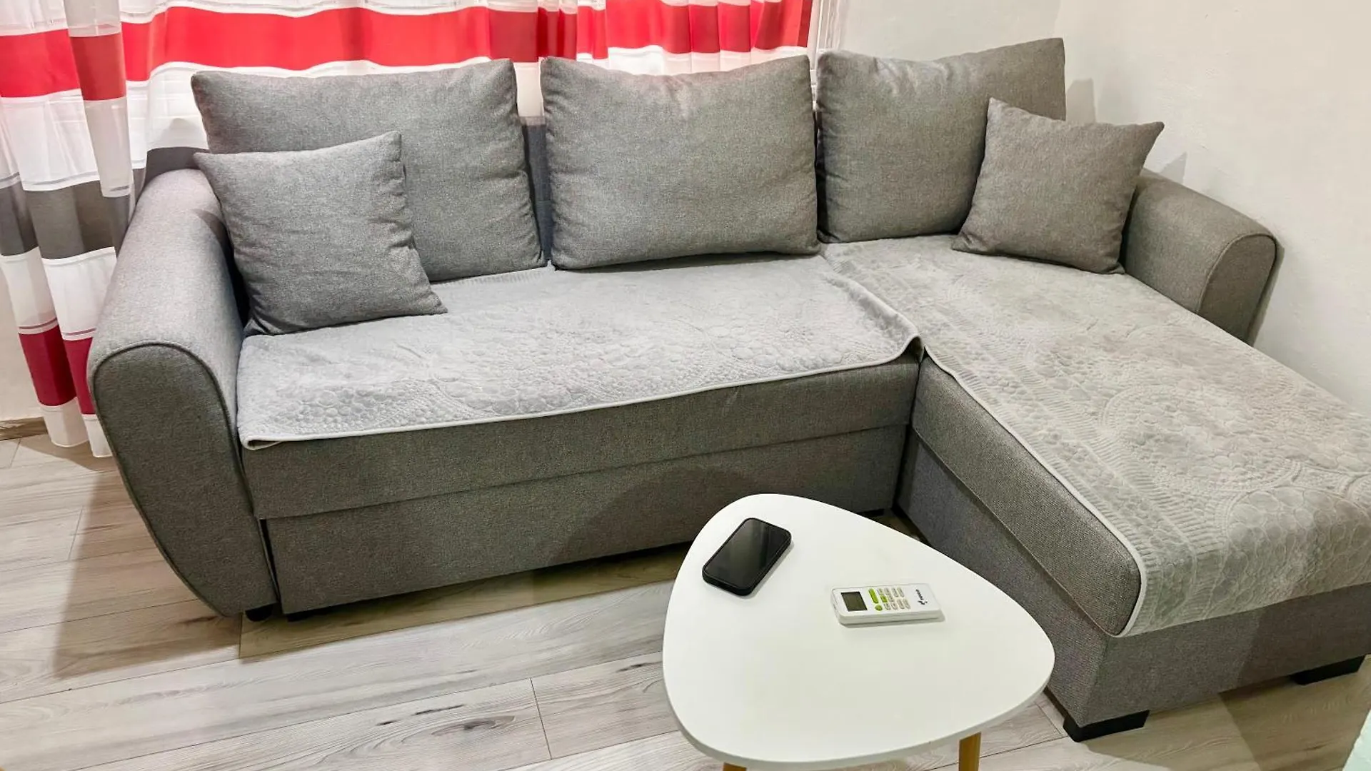 Chic Studio Downtown Tirana